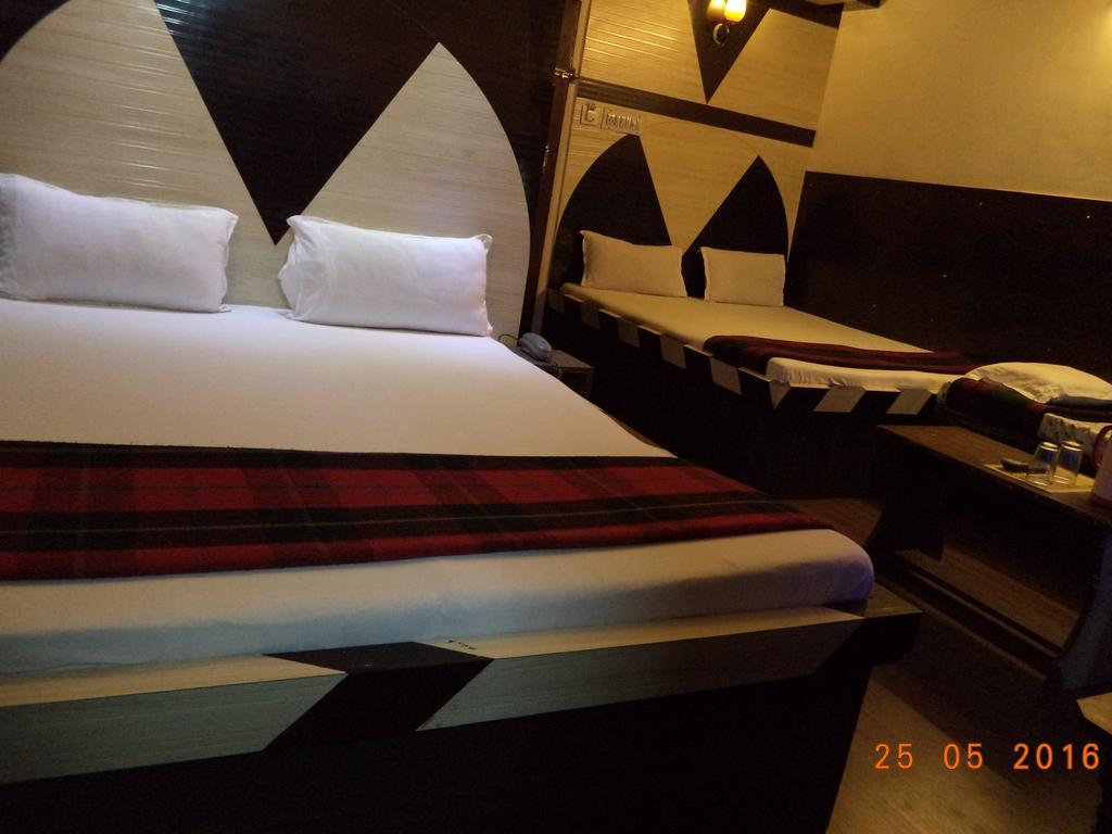 Hotel Abhineet Palace Jaipur Luaran gambar